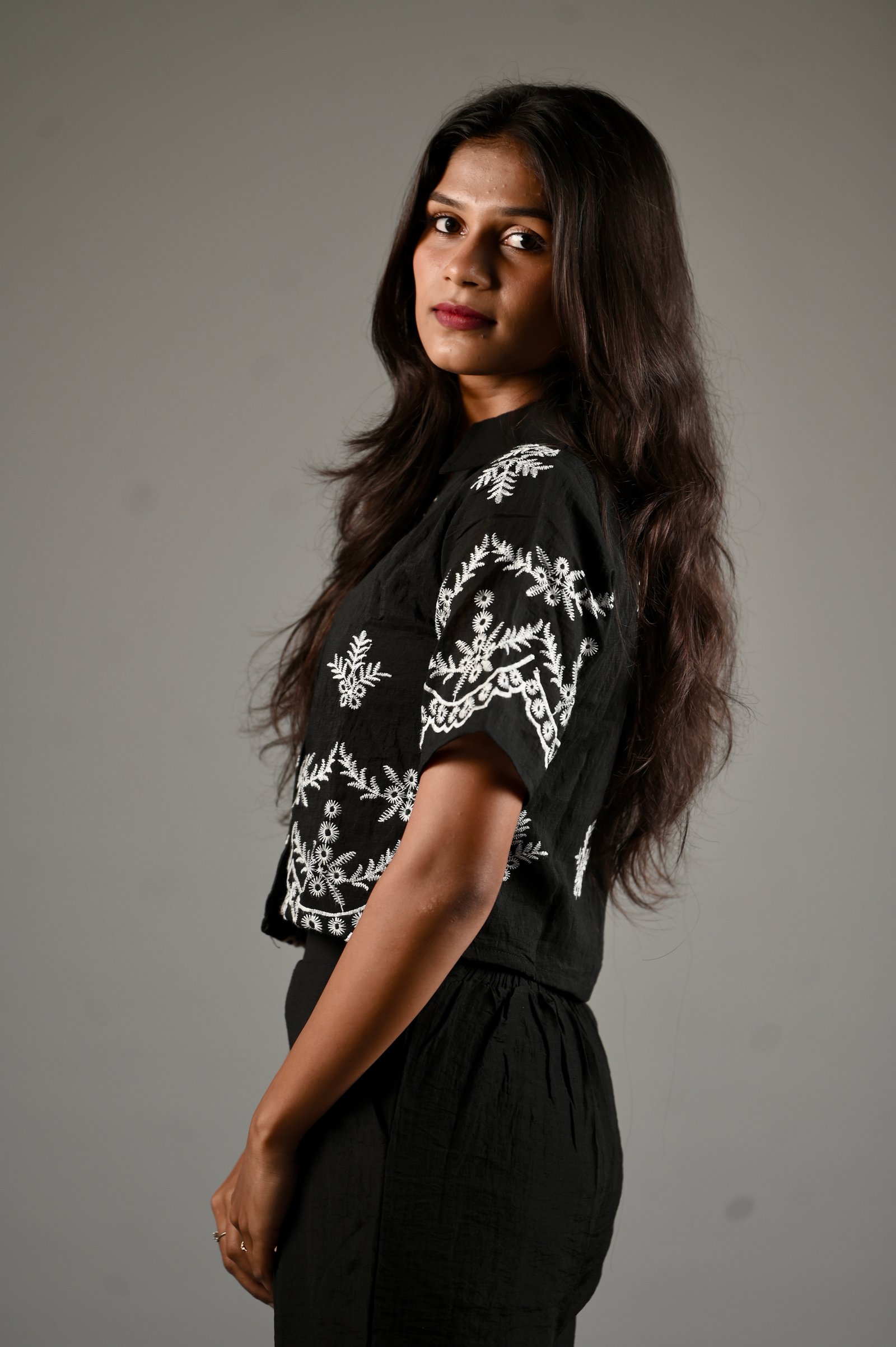 BLACK EMBROIDERED 010 Back